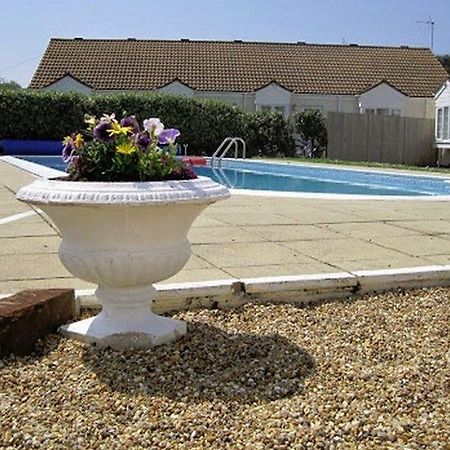 Perellebay Holiday Cottages Saint Saviour ภายนอก รูปภาพ
