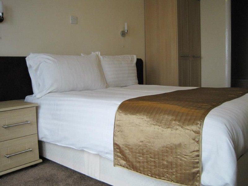 Perellebay Holiday Cottages Saint Saviour ภายนอก รูปภาพ